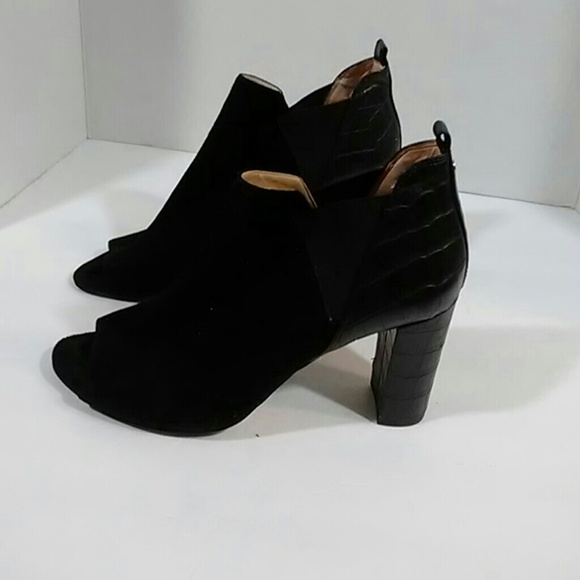 Marc Fisher 9 1/2 M black open toe ankle boot - Picture 2 of 4